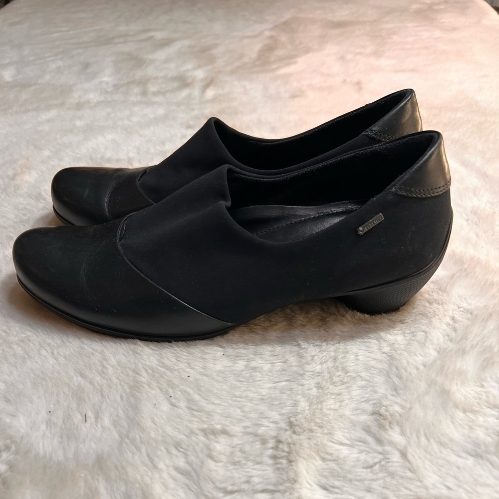 Ecco Felicia II dress gore Tex loafer womens size 9